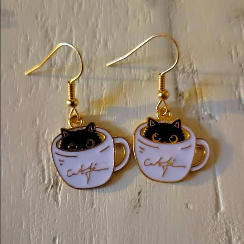 SuperCute Cafe Kitty Cat in a Cup o’ Coffee Gold Enamel Dangle Earrings - Picture 2 of 6